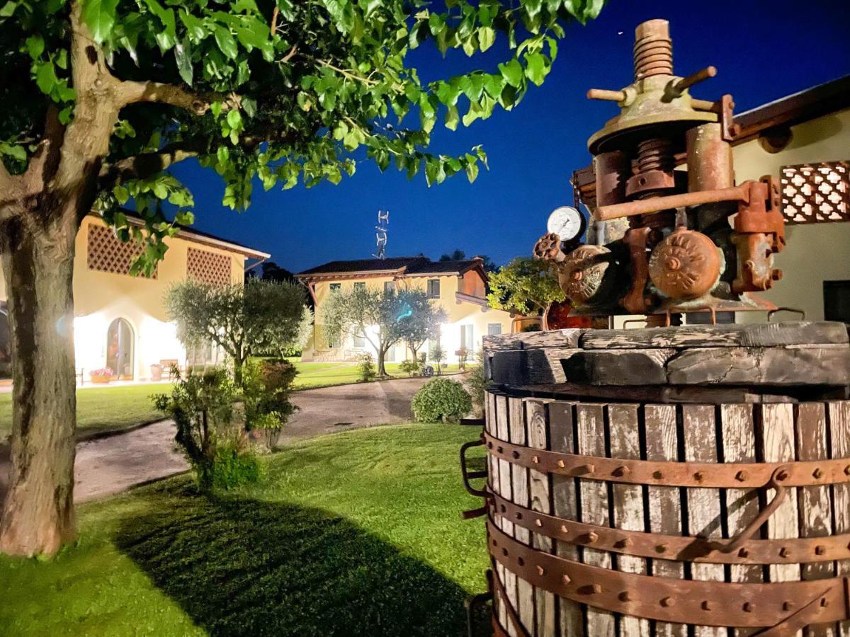 Agriturismo Bitturelli Ponti sul Mincio Eksteriør bilde